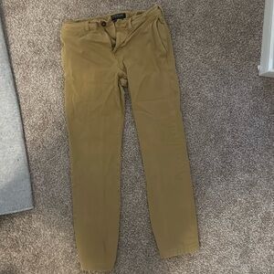 American Eagle Khakis
Size: 28x30